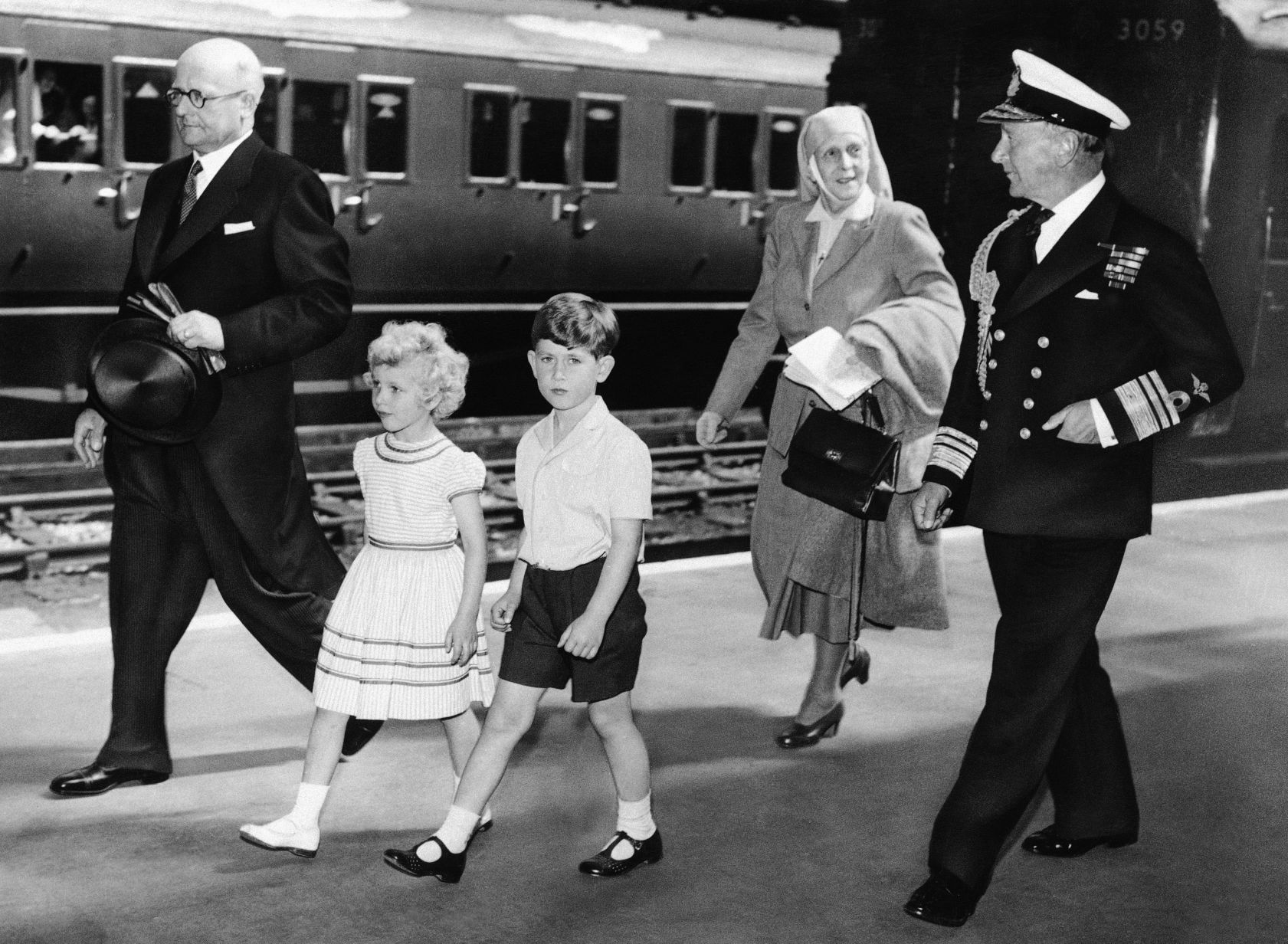 1955: Prince Charles and Princess Anne